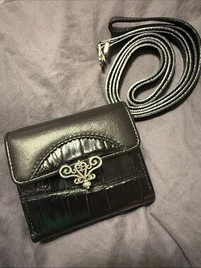 Brighton Classic Black Crossbody Leather Wallet with Decorative Clasp